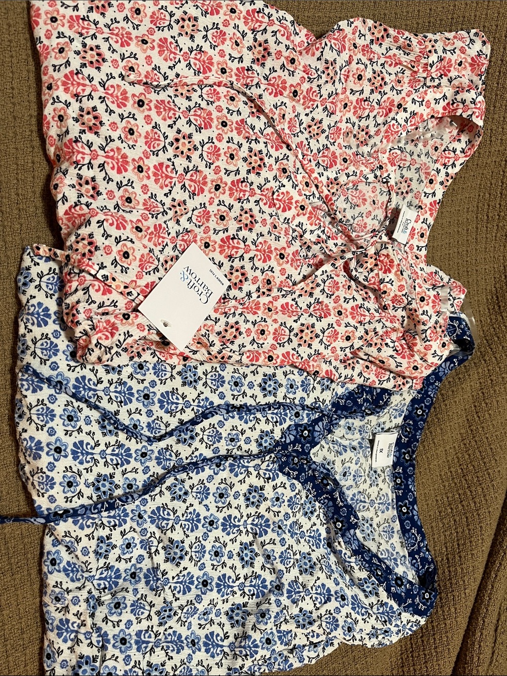 2–Women's Sleeveless Tops--Sixe 1X